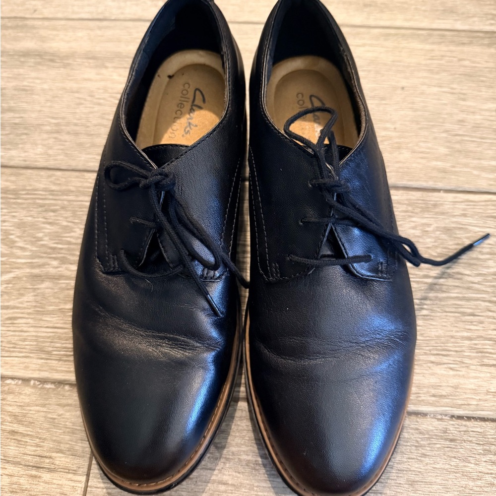 Clarks Black Leather Oxfords for Men